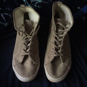 H&M tan Hi-top suede shoes